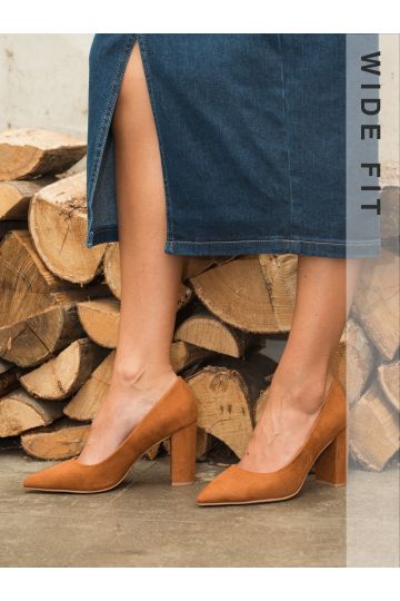 Wide Fit Illiana Tan Point Toe Block Heel Court Shoe