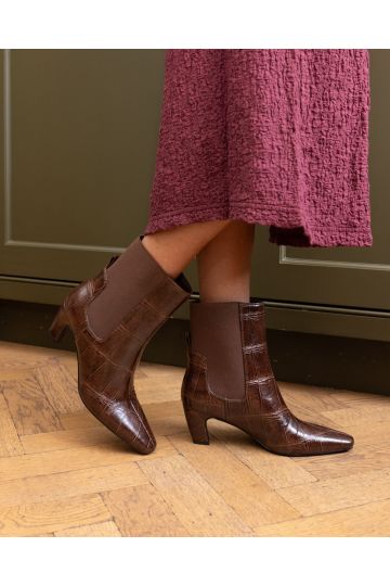 KENNEDY Brown Curved Mid Heel Chelsea Ankle Boot