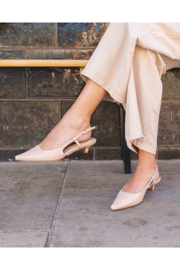 WIDE FIT IZZY Nude Low Heel Slingback Point Court