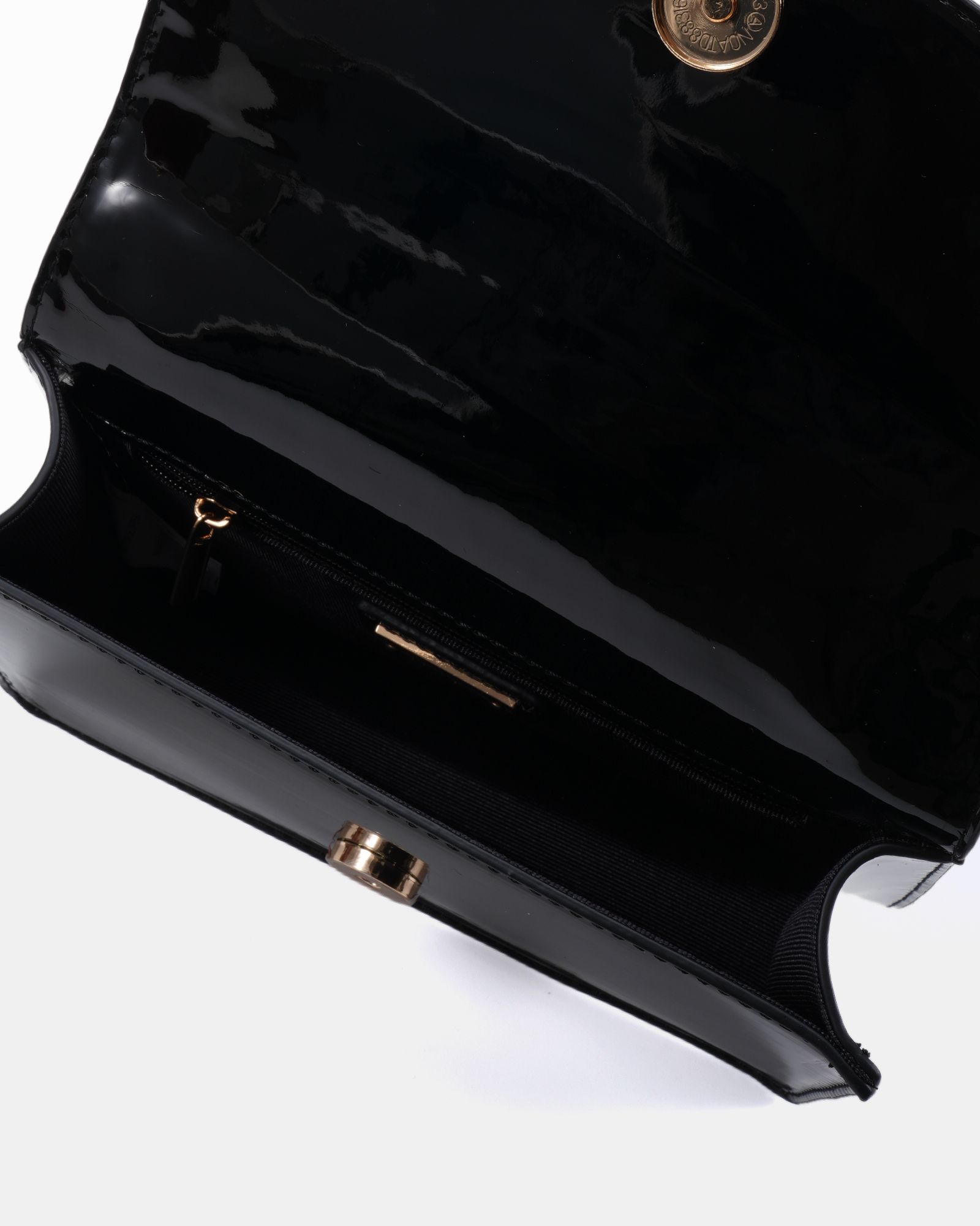 ARIANNA Black Patent Chain Shoulder Bag