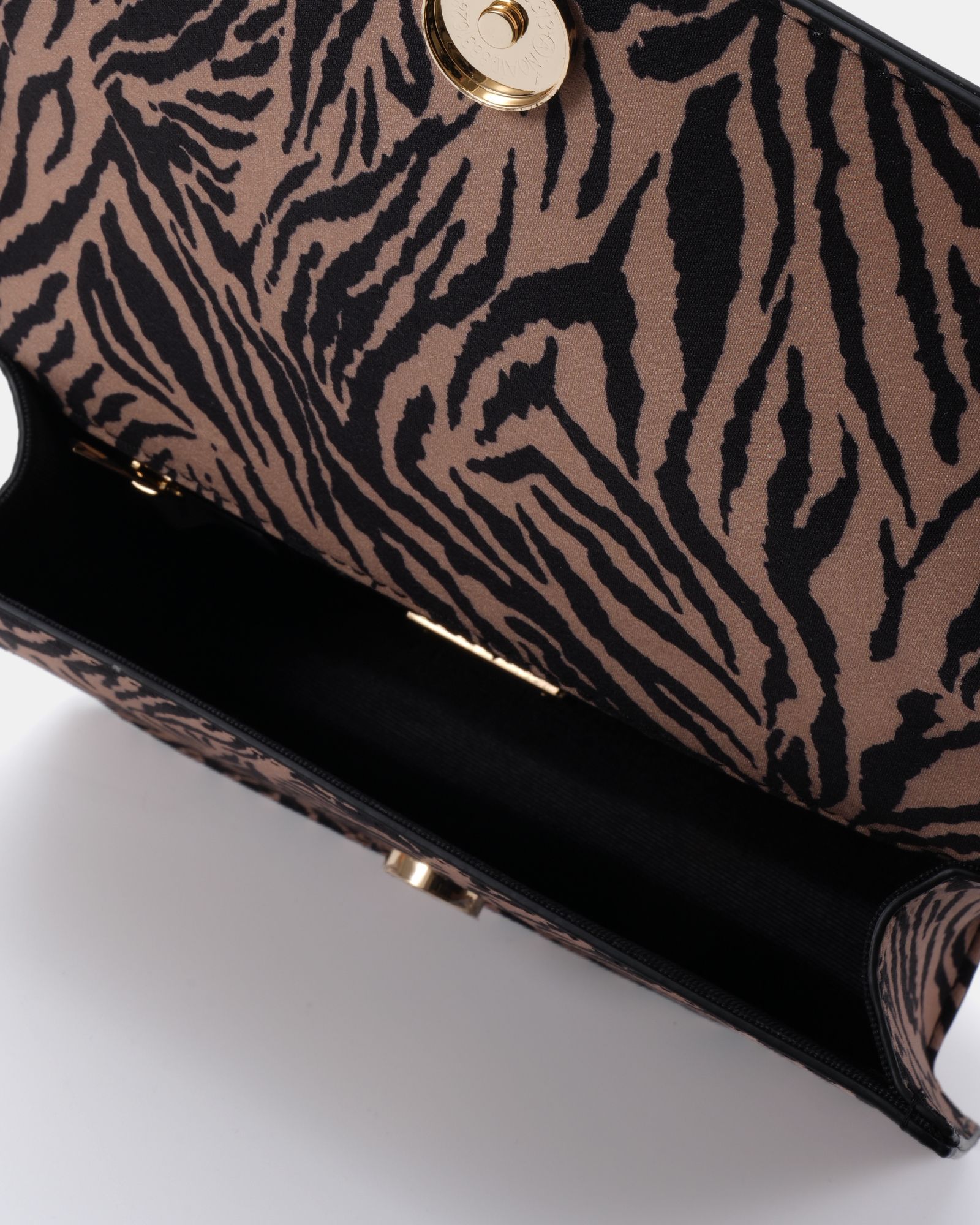 ARIANNA Tiger Chain Shoulder Bag