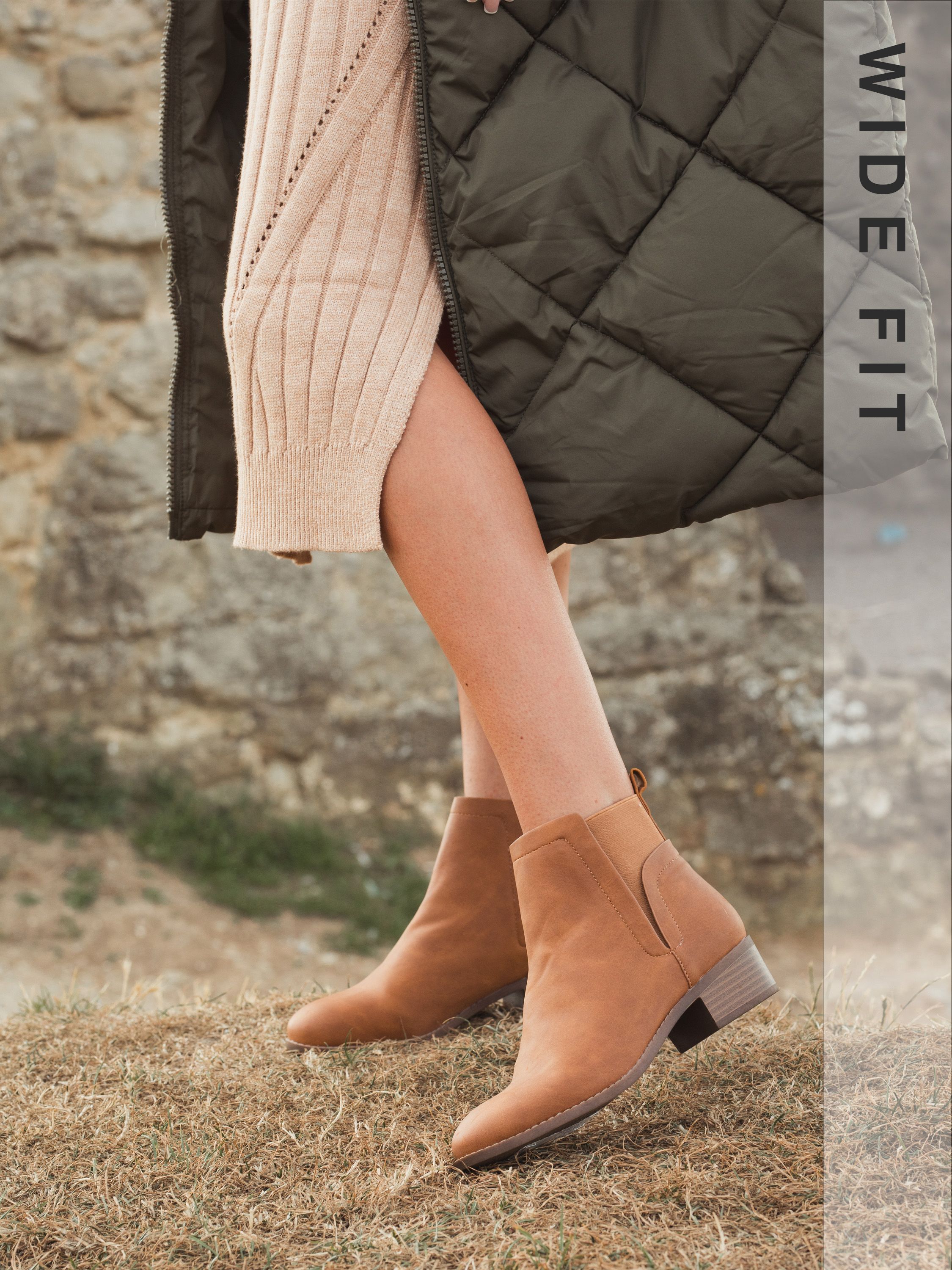 Wide Fit Dacre Tan Flat Ankle Chelsea Boot
