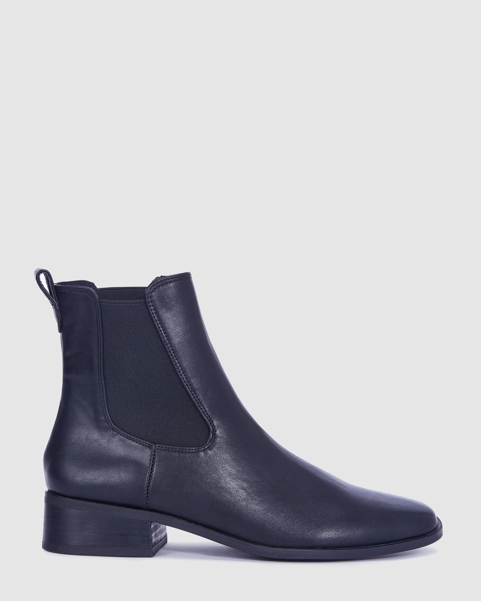 Daishiro Black Flat Ankle Chelsea Boot