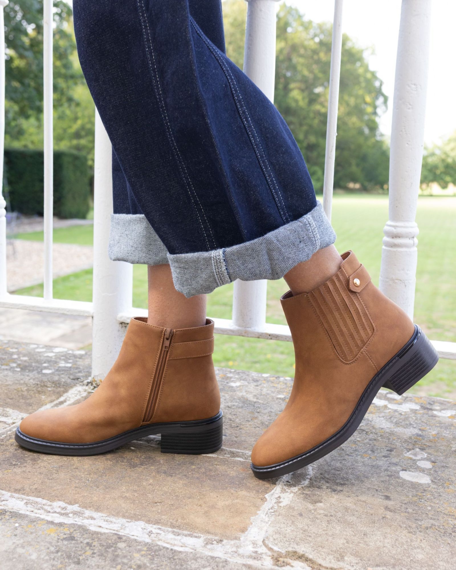 Wide Fit Darlina Tan Flat Chelsea Ankle Boot