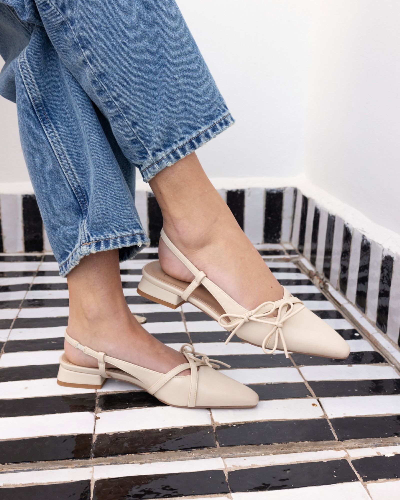 Fleur Off White Point Bow Slingback Flat Shoe