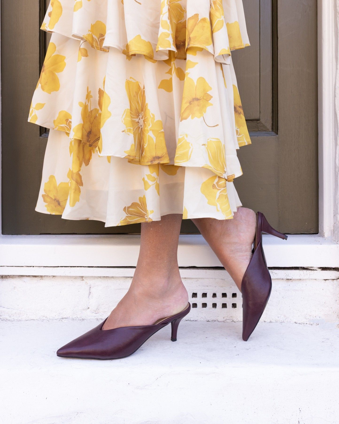 IMOGEN Burgundy V Cut Point Toe Mid Heel Mule