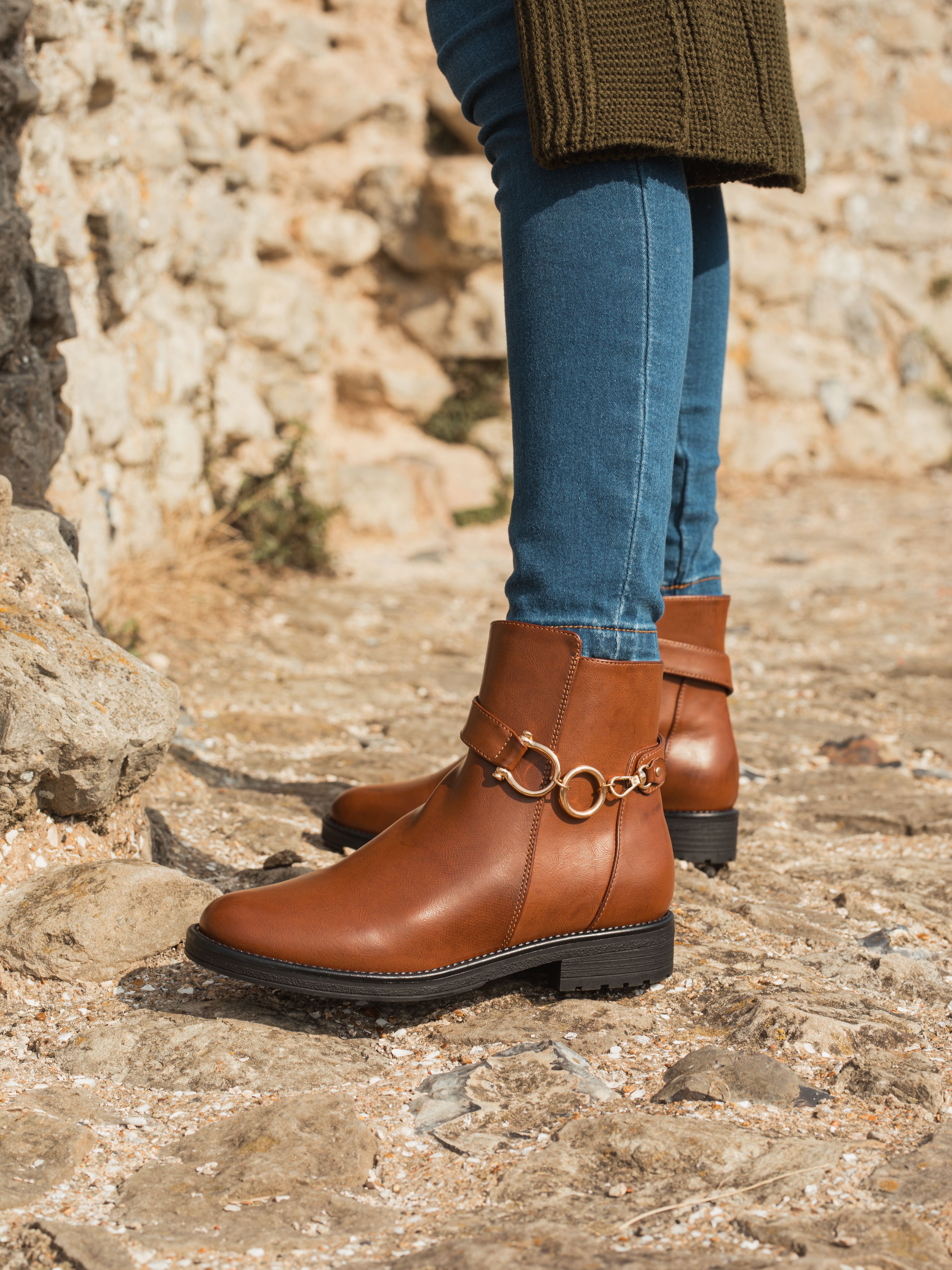 Loren Tan Hardware Detail Flat Chelsea Ankle Boot