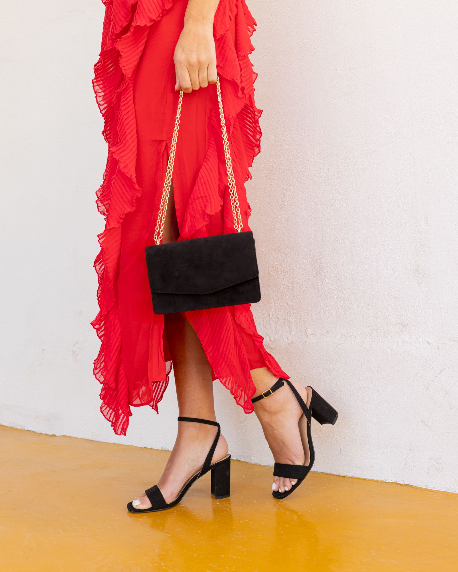 ARIANNA Black Chain Shoulder Bag