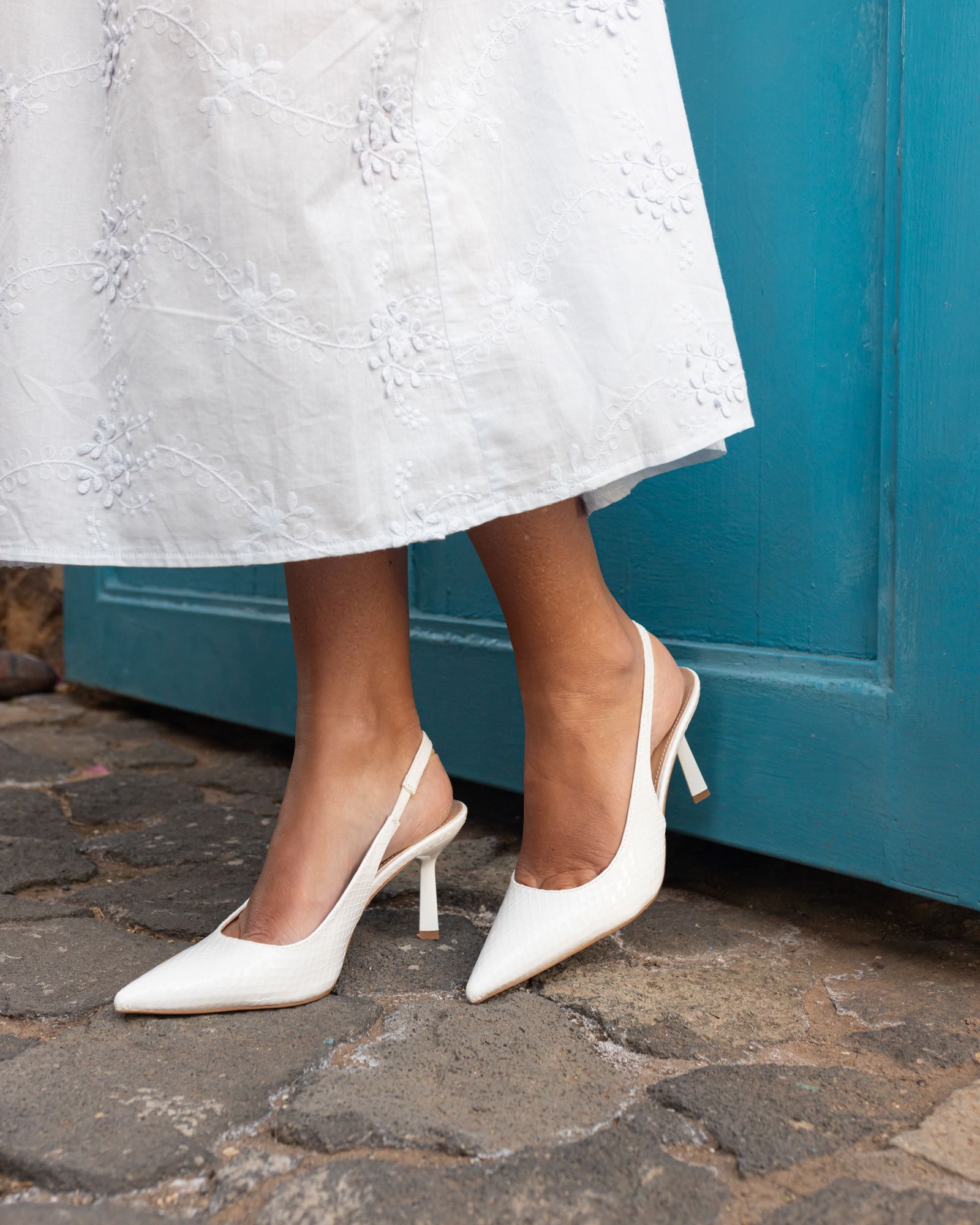 IRAYA White Point Slingback Court Shoe
