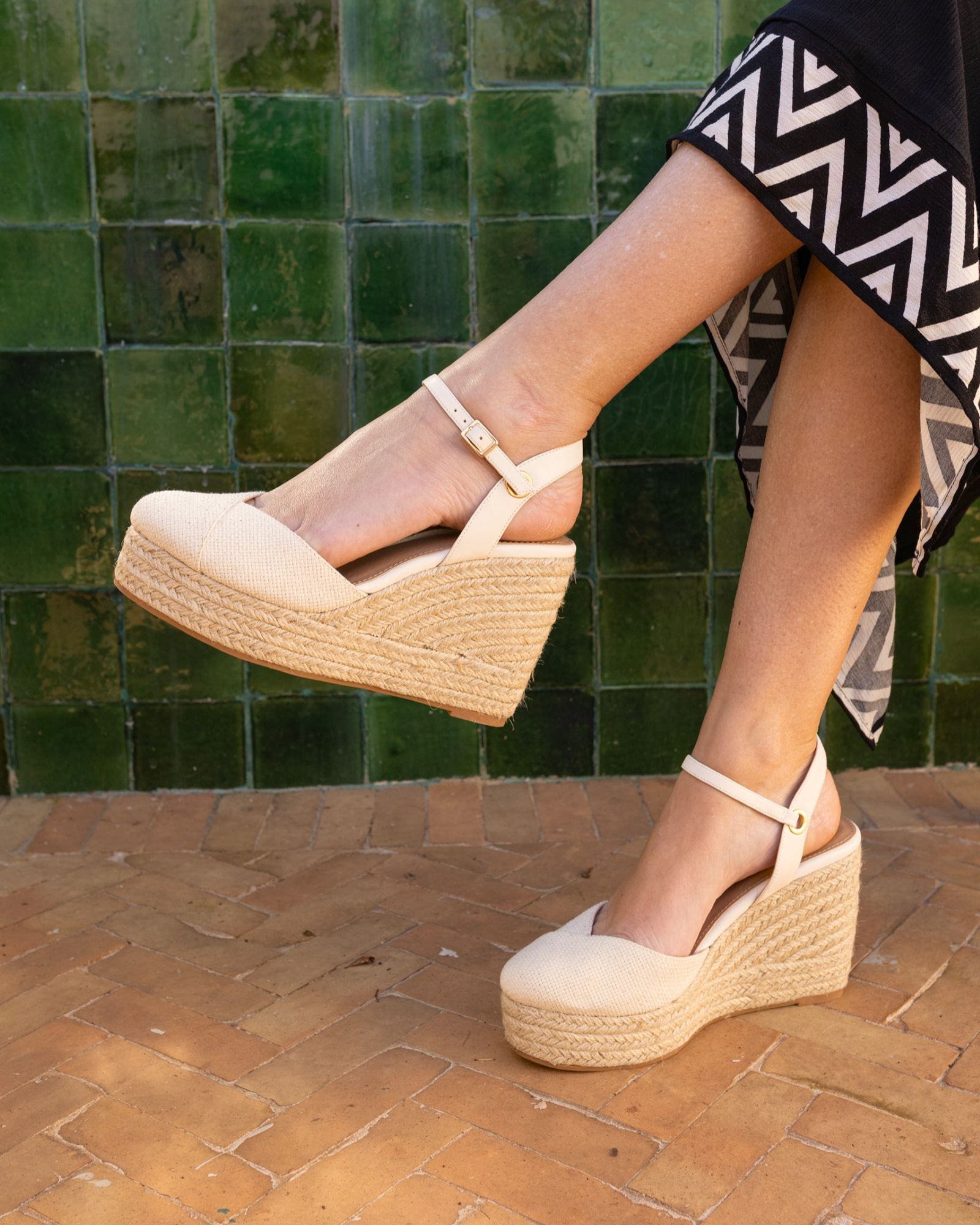 WIDE FIT BRIELLE White Closed Toe Espadrille Wedge