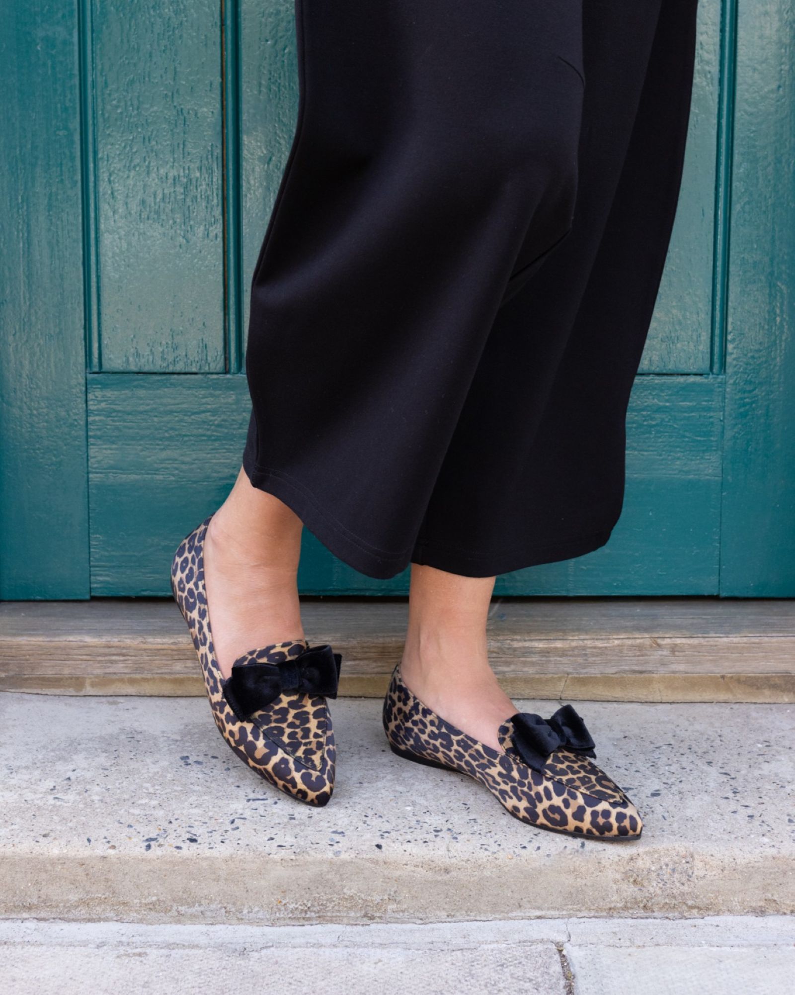 WIDE FIT COCO Leopard Bow Flat Point Shoe